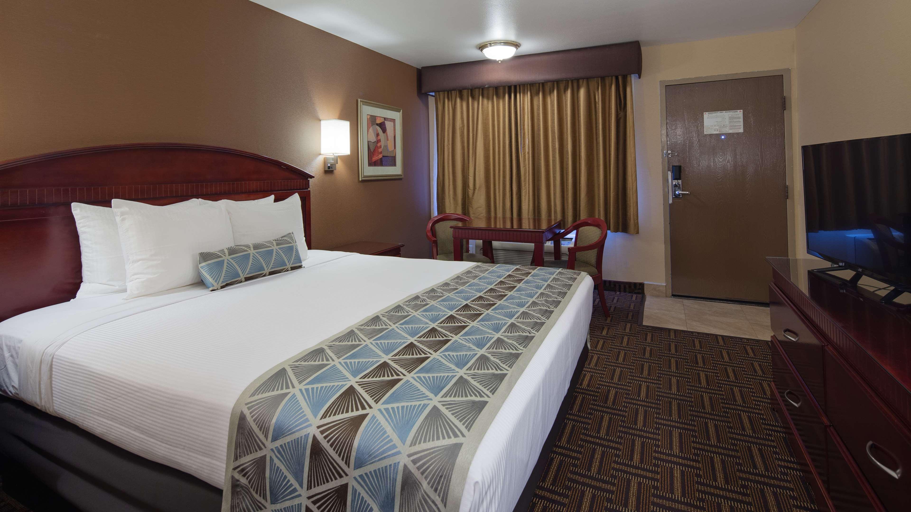 Best Western Pasadena Inn Экстерьер фото